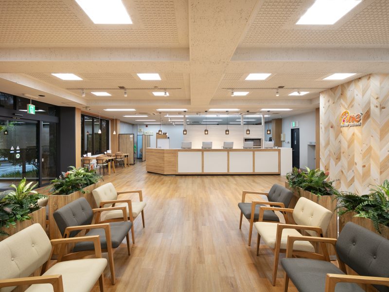 ブランディング事例。自動車学校の内装